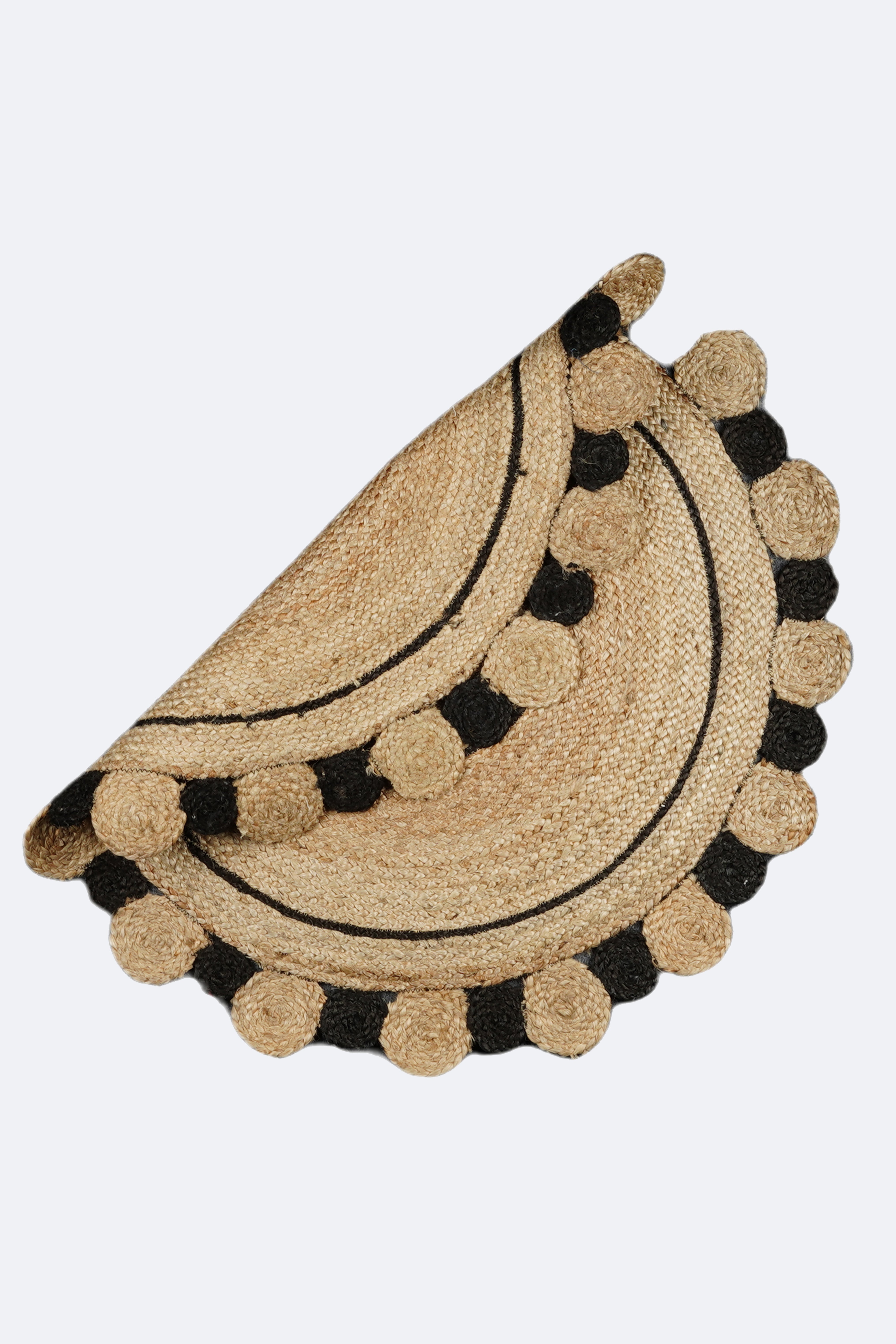 Black Border Scalloped Round Jute Rug