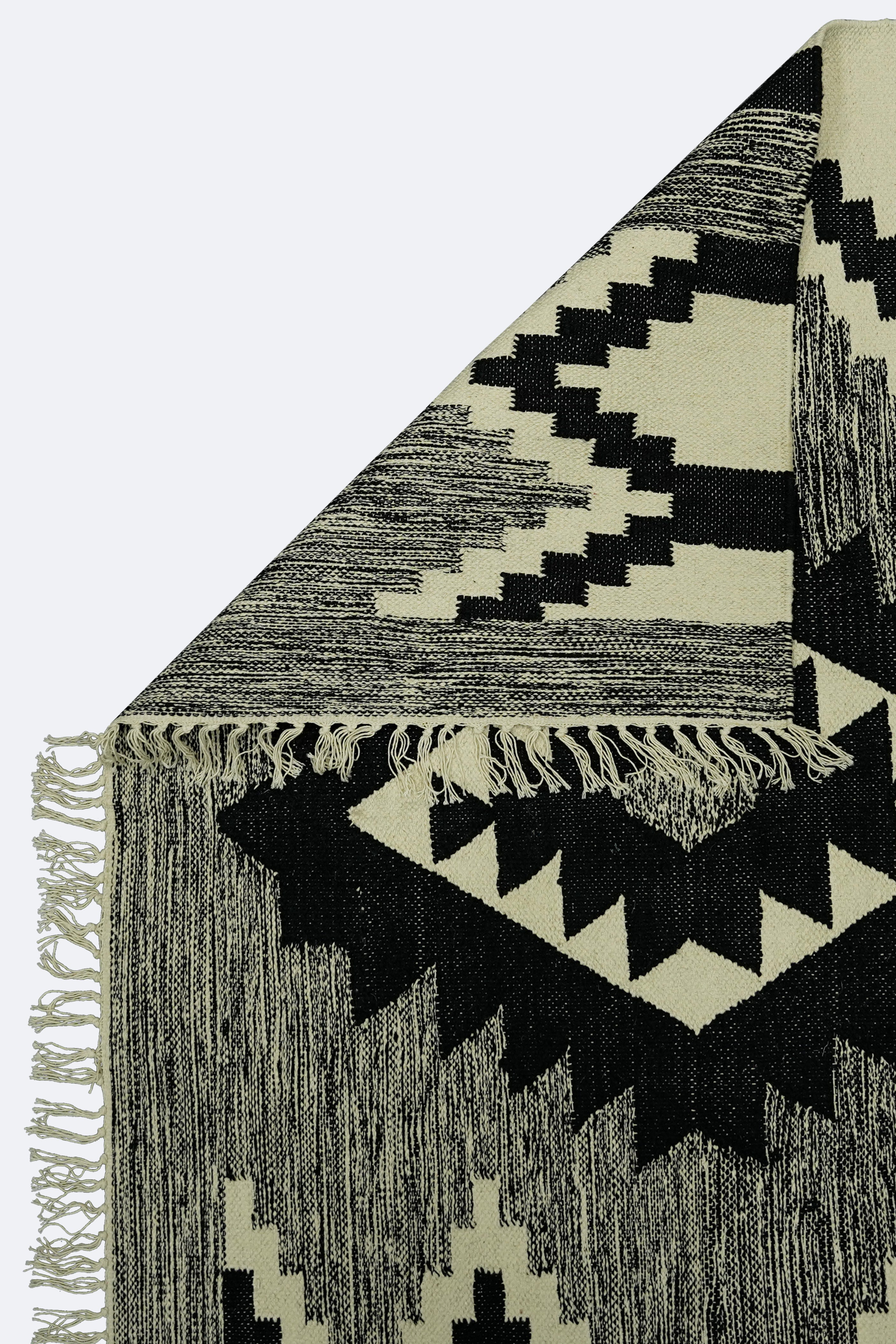 Atlas Diamond Handmade Cotton Moroccan Pile Rug