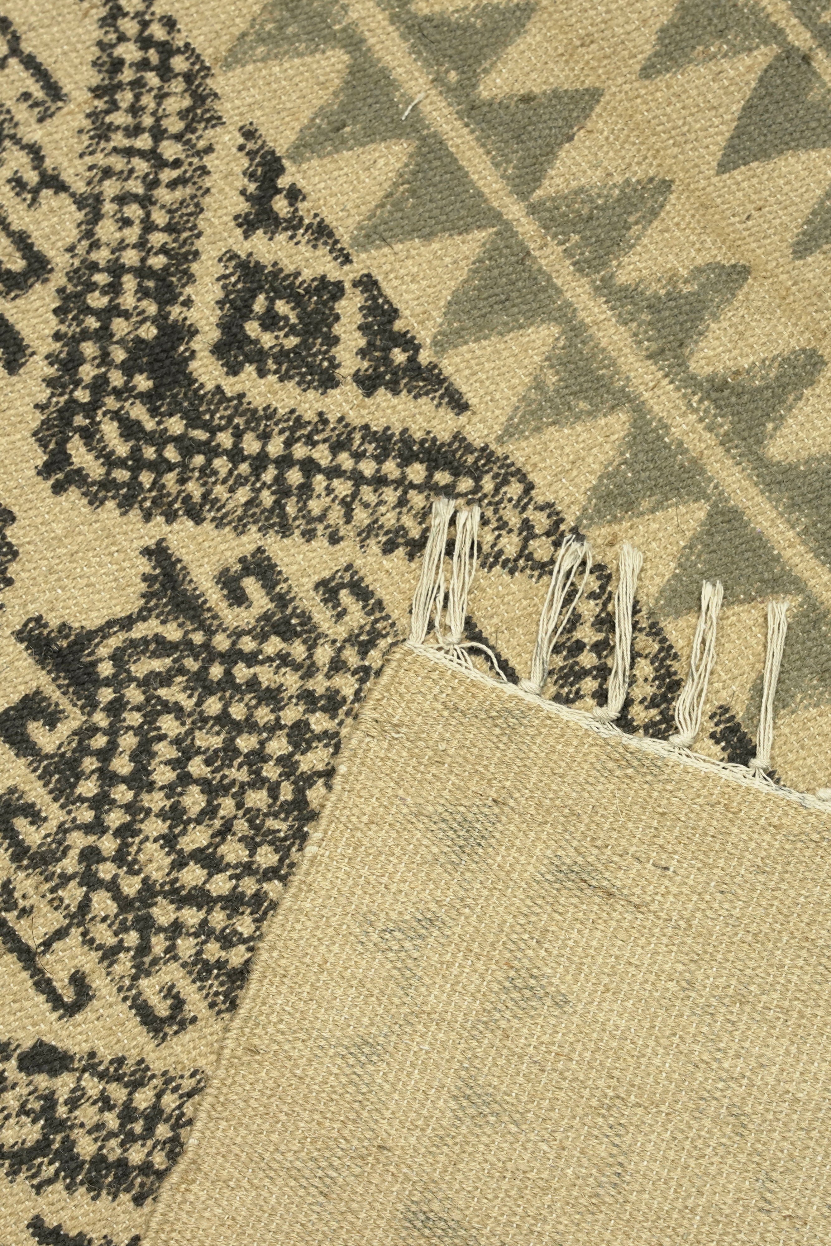 Tribal Medallion Block-Printed Jute Rug – Black & Sand