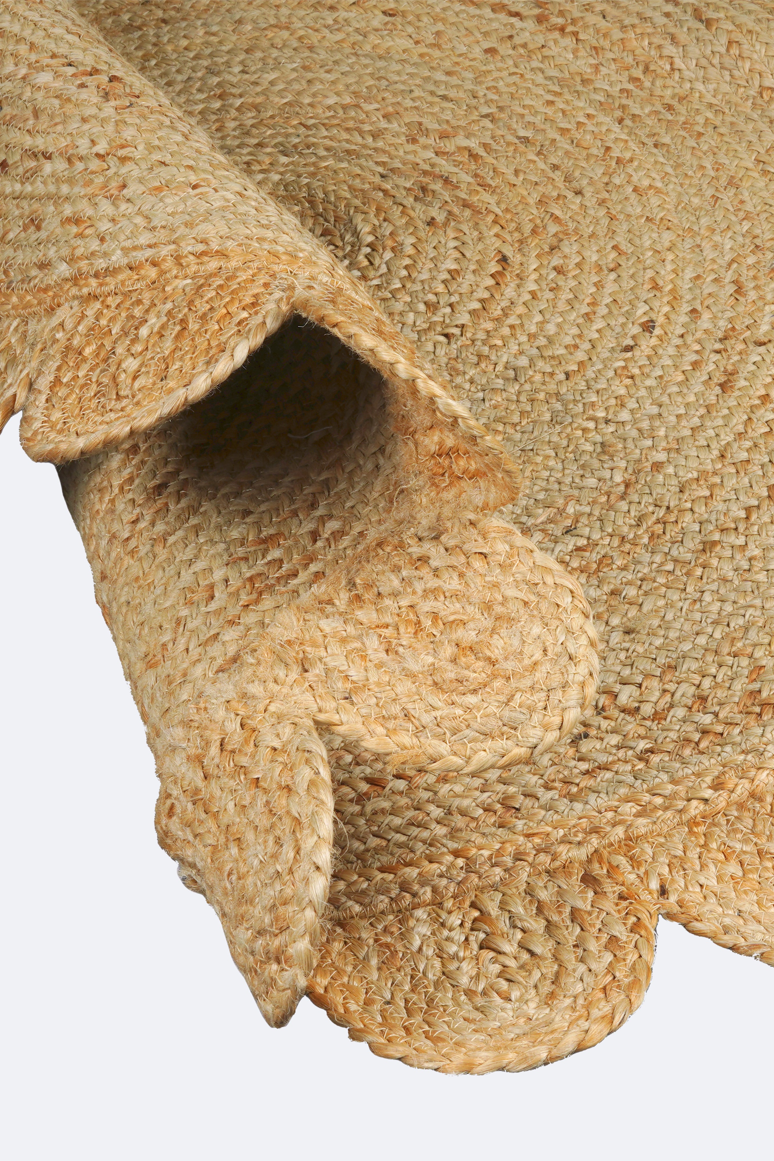 Scalloped Natural Jute Round Rug