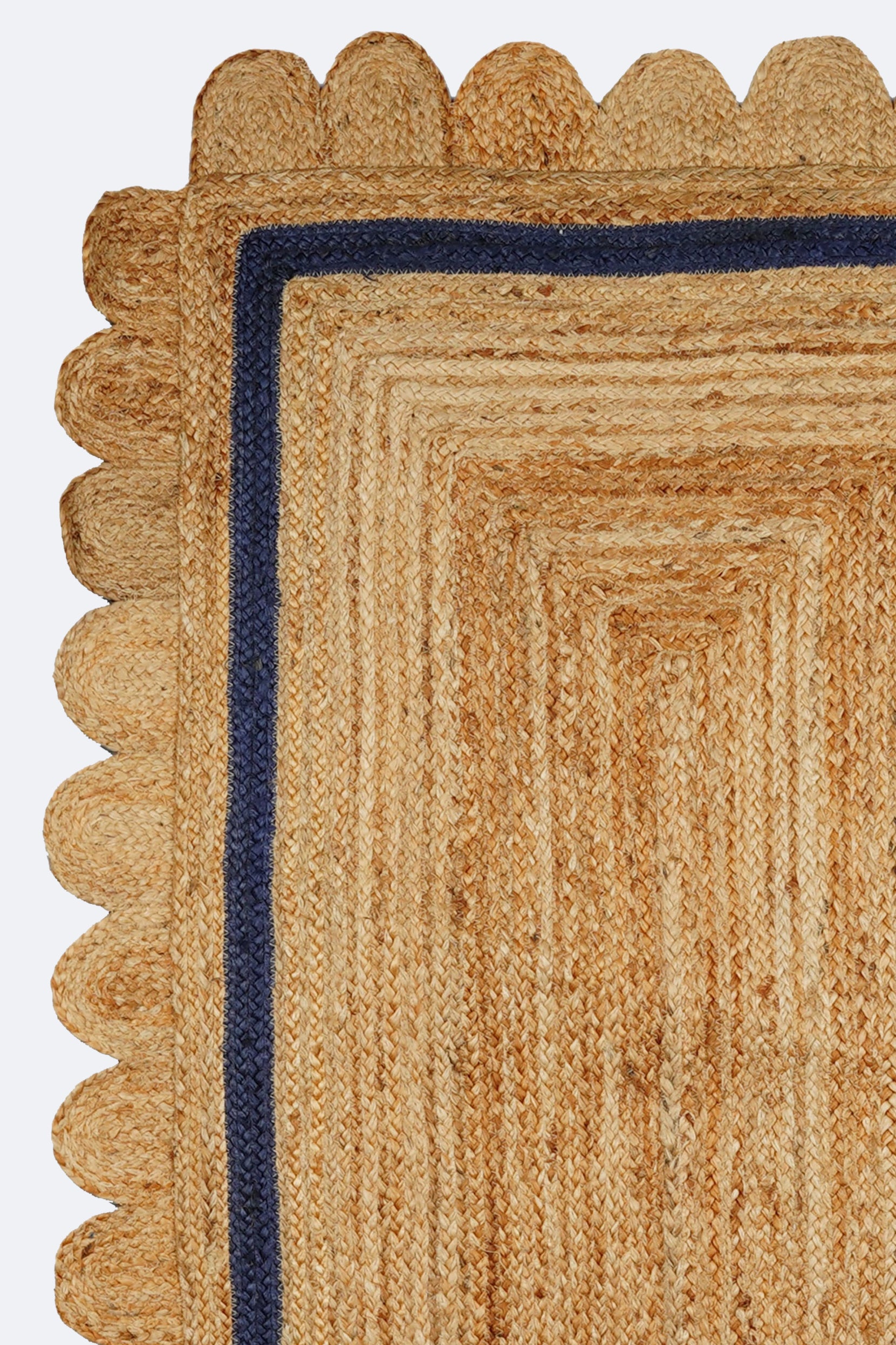 Navy Border Scalloped Natural Jute Rug