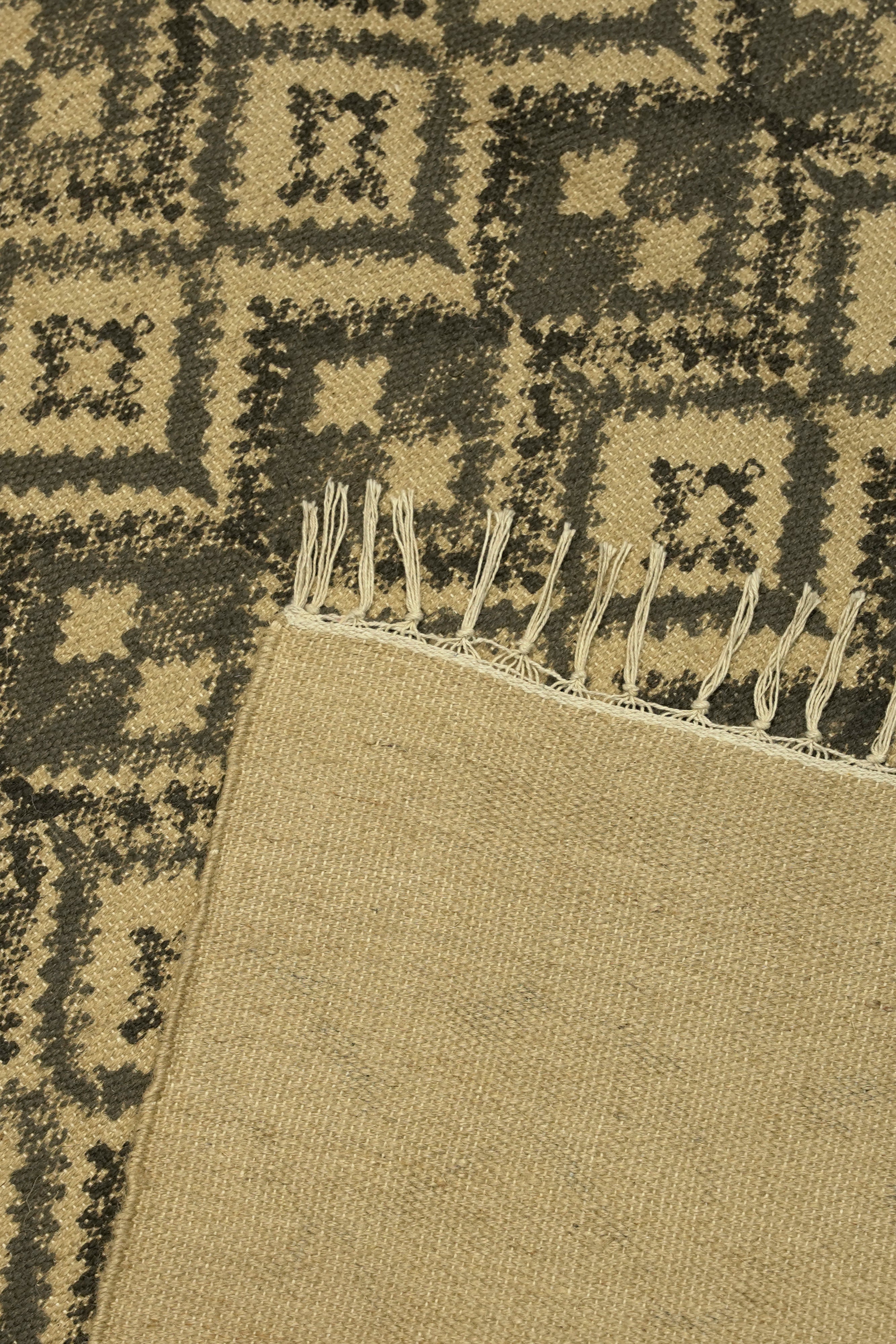 Tribal Diamond Block-Printed Jute Rug – Olive & Sand