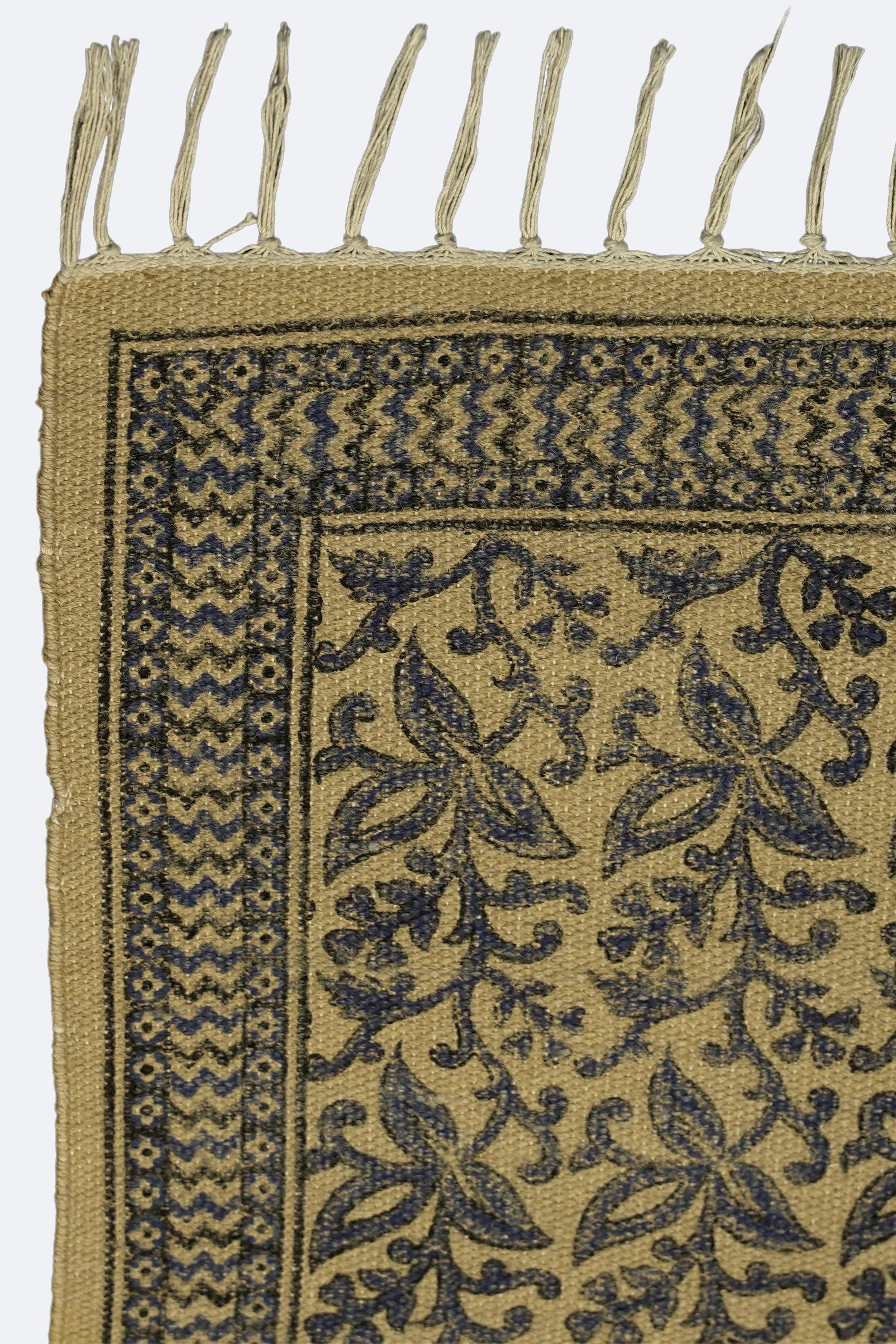 Floral Vine Block-Printed Jute Rug – Indigo & Sand