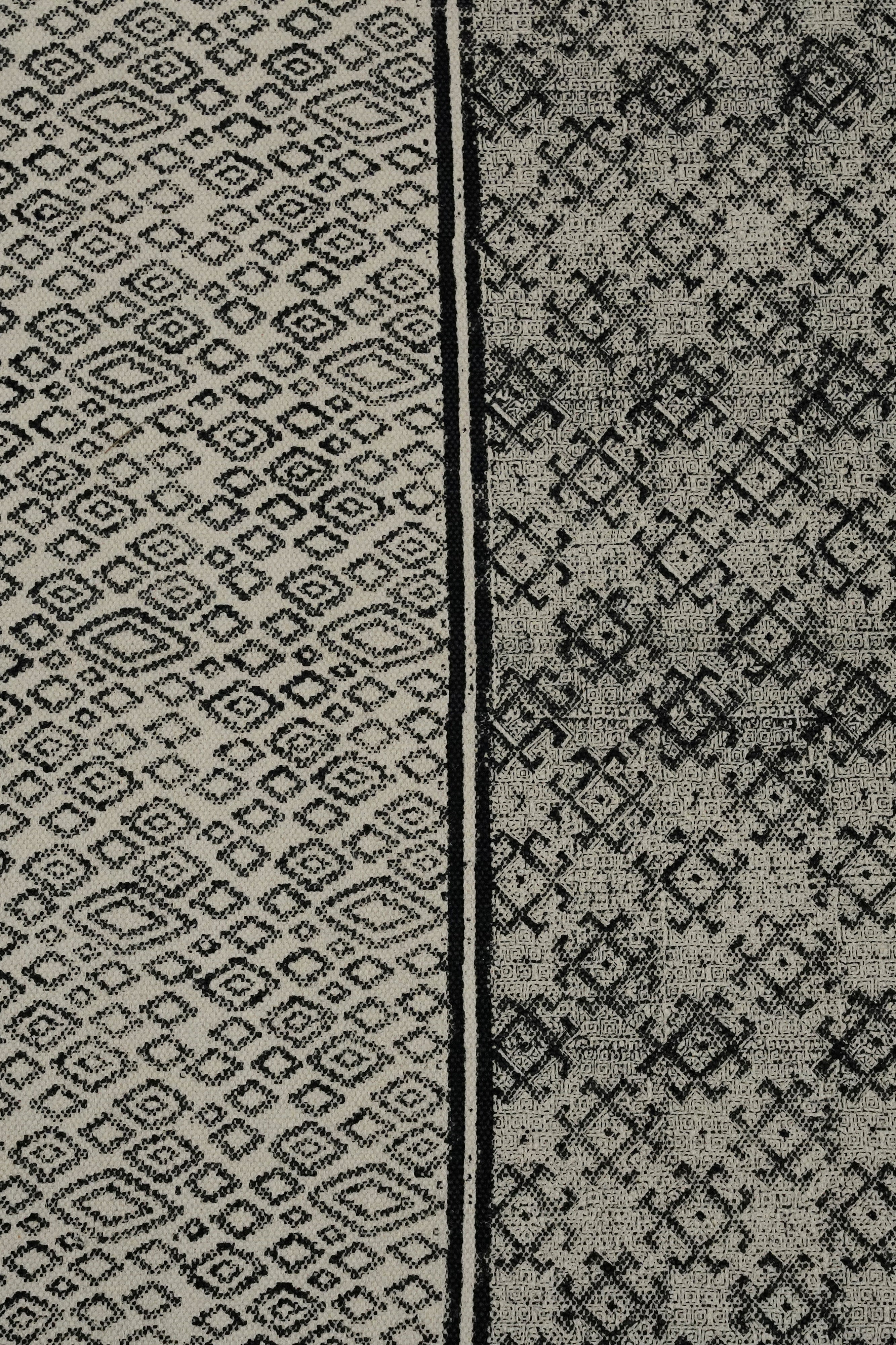 Layered Monochrome Patterned Jute Rug
