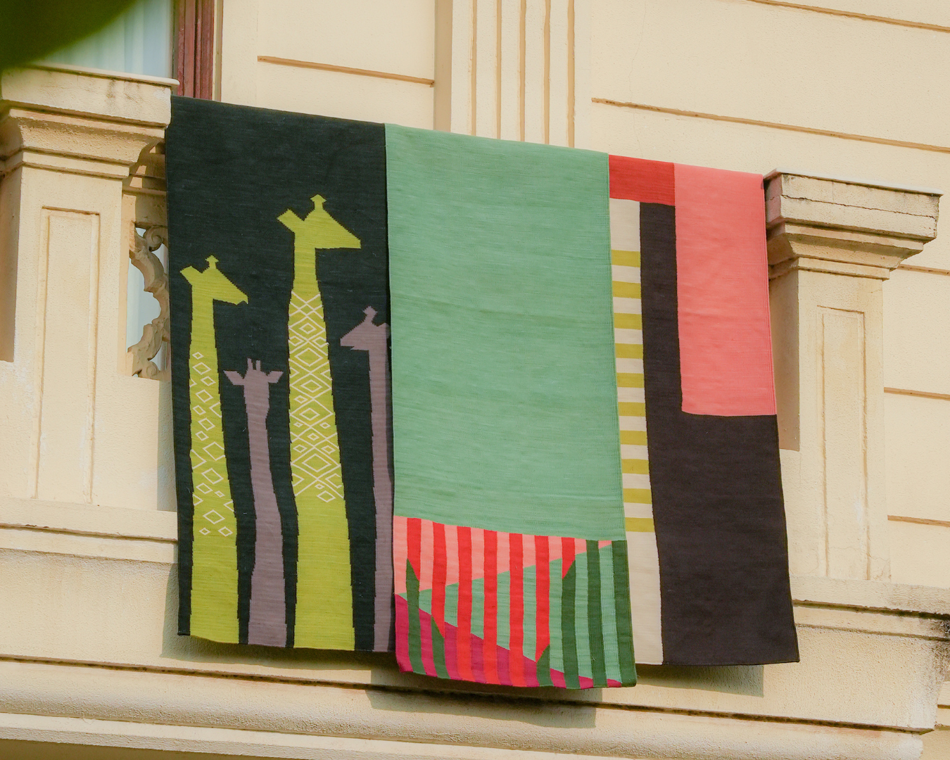 Texture, Pile & Dimension: The New Rug Trends Everyone’s Talking About