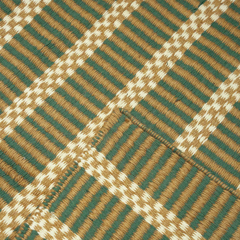Linear striped Jute Rug for Home - Biege and Olive Green
