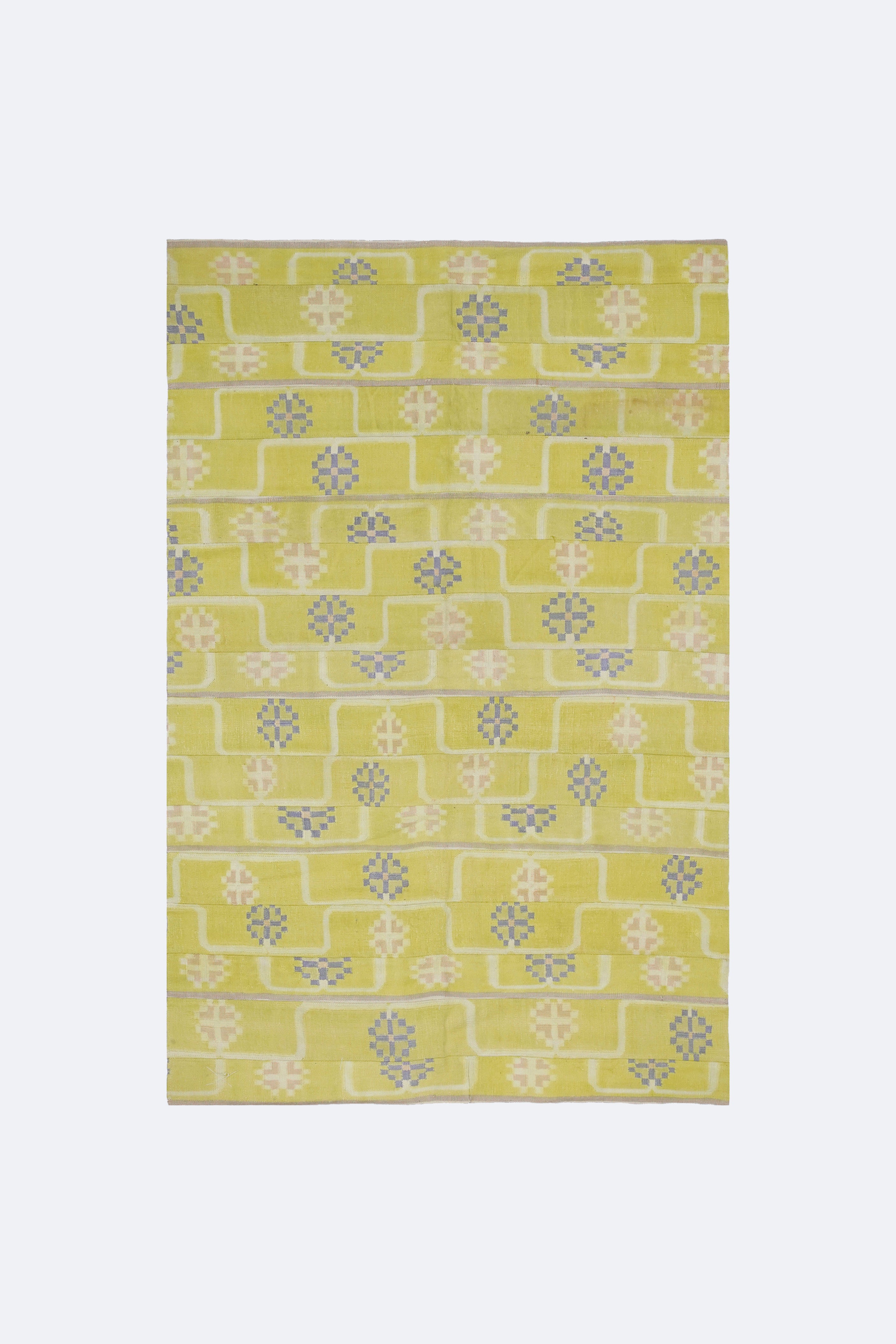 Pixel Rose Handwoven Geometric Patchwork Rug