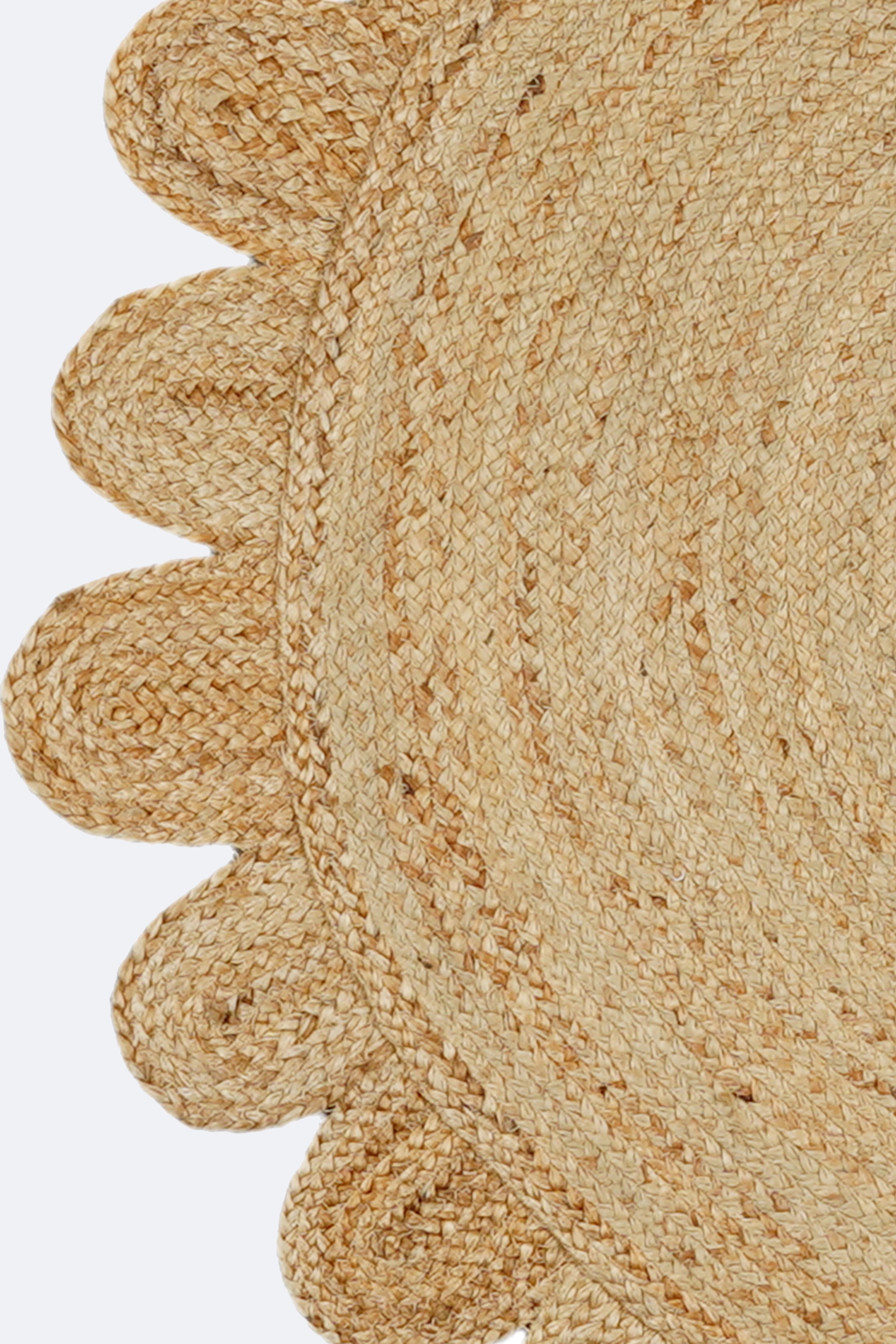 Scalloped Natural Jute Round Rug