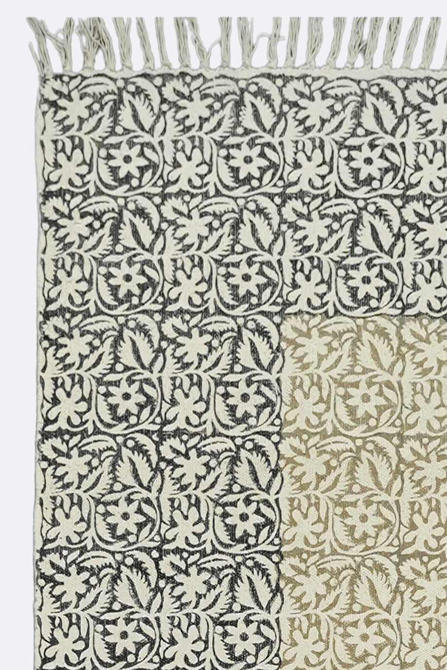 Noir Floral Block Printed Jute Rug