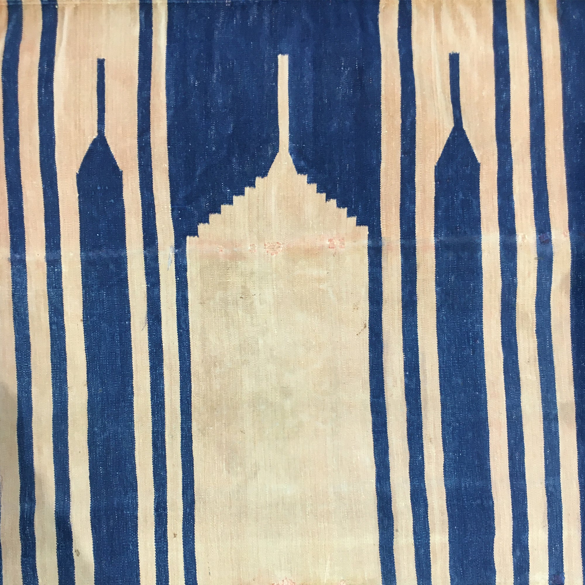 Jainamaz Prayer Rug in Beige and Navy Blue