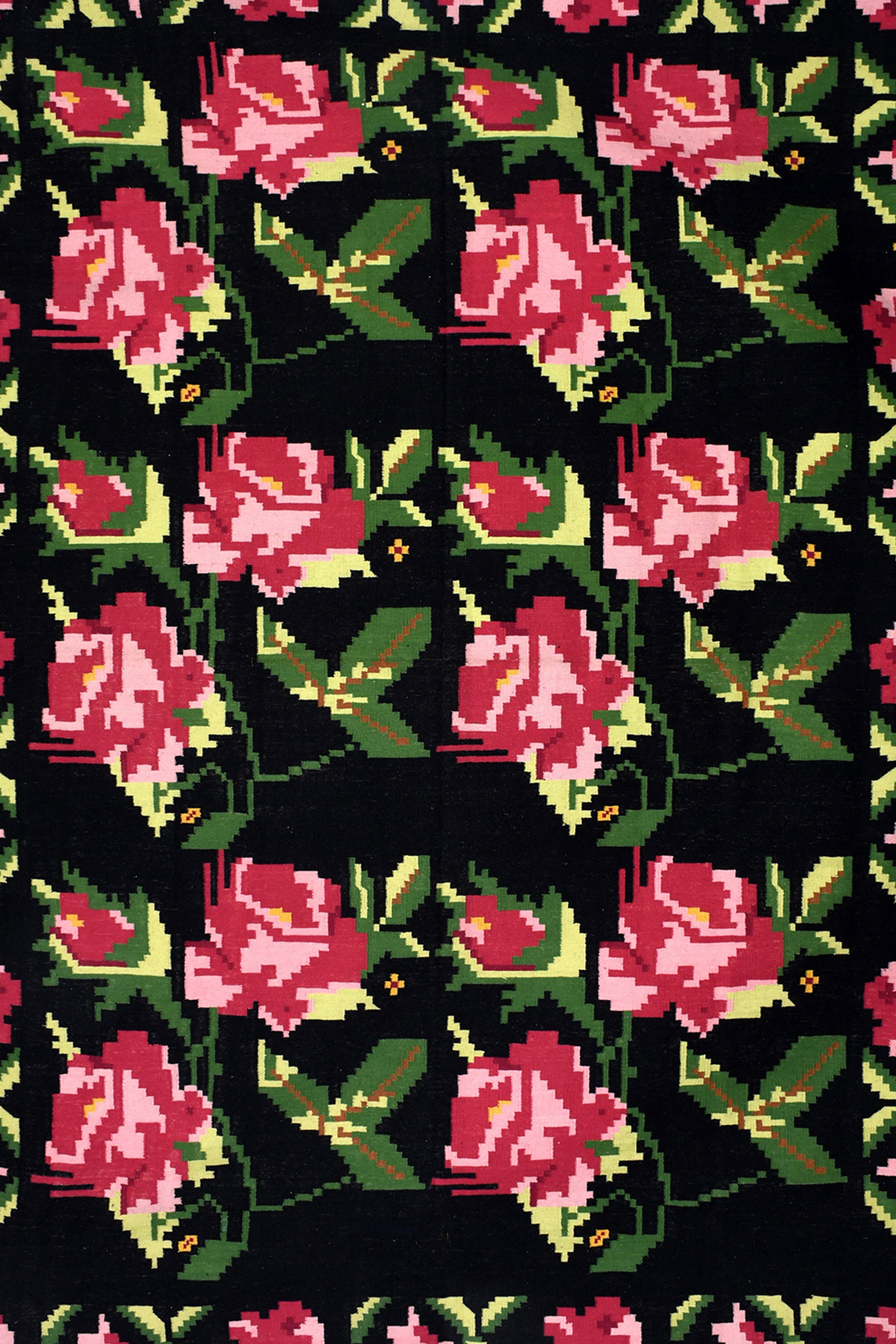 Midnight Rose Wool Dhurrie Rug