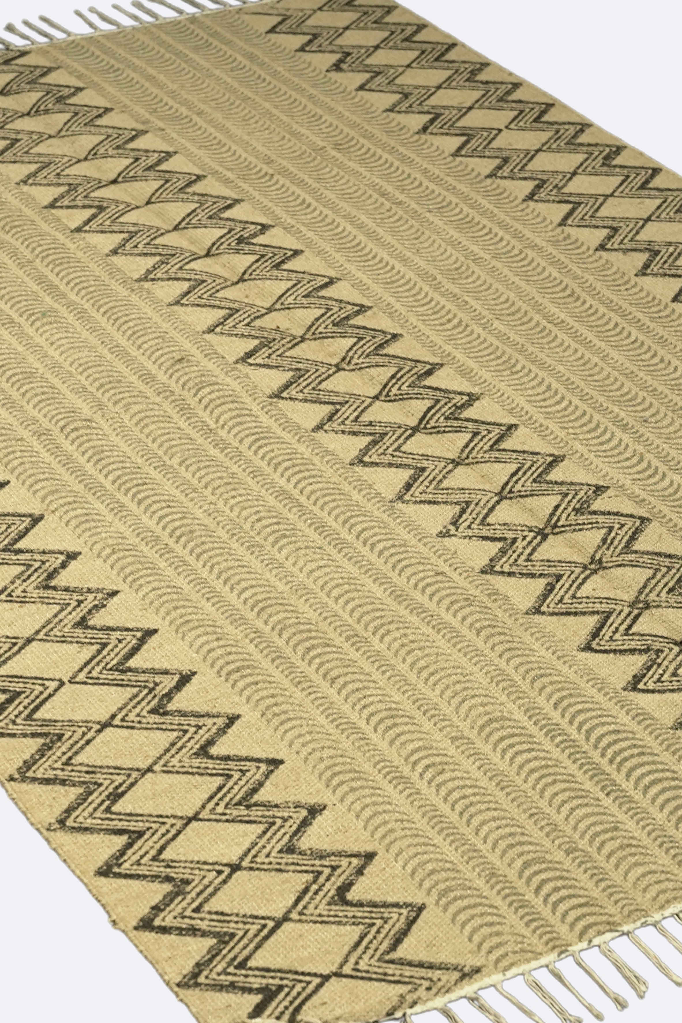 Chevron Stripe Block-Printed Jute Rug – Sand & Black