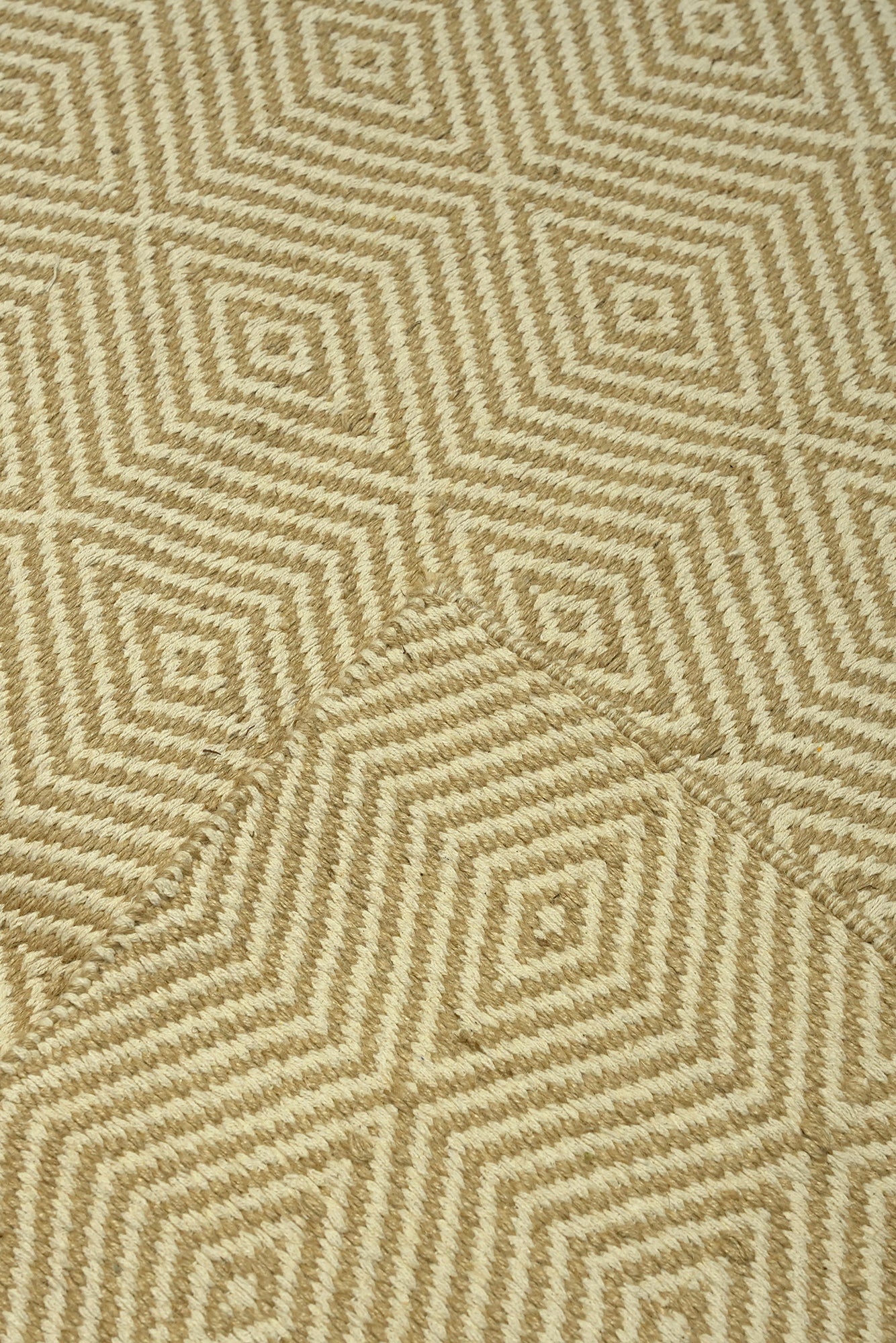 Diamond Lattice Natural Jute Rug
