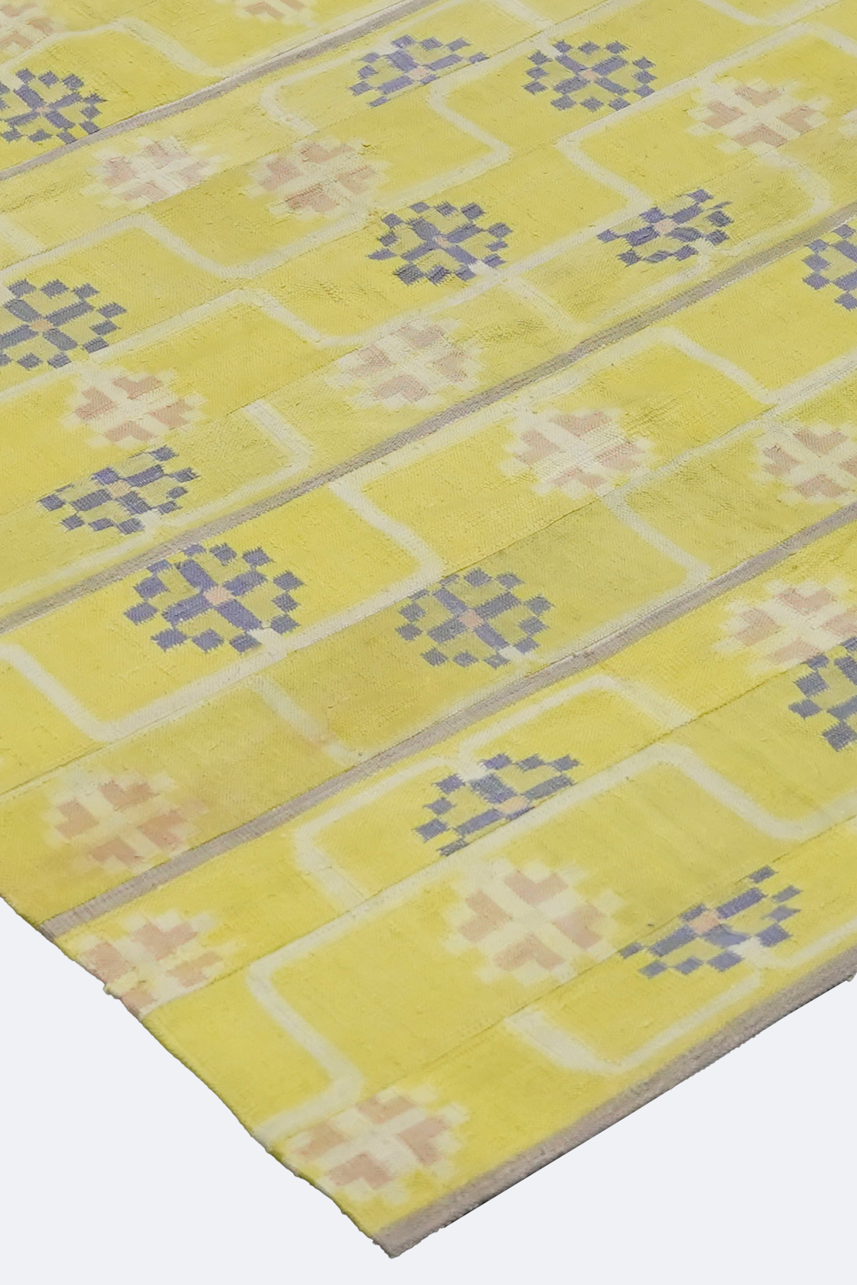 Pixel Rose Handwoven Geometric Patchwork Rug