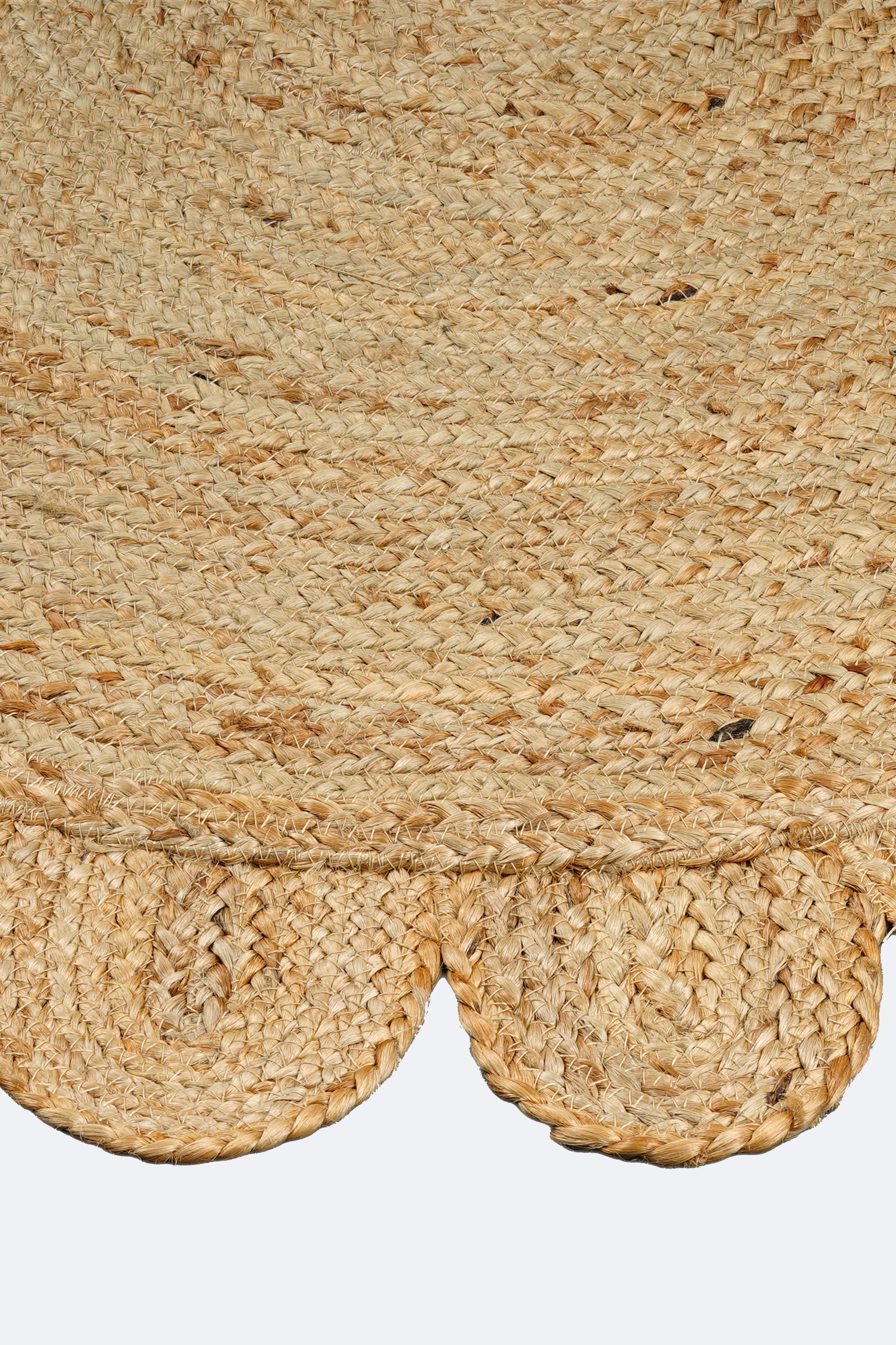 Scalloped Natural Jute Round Rug