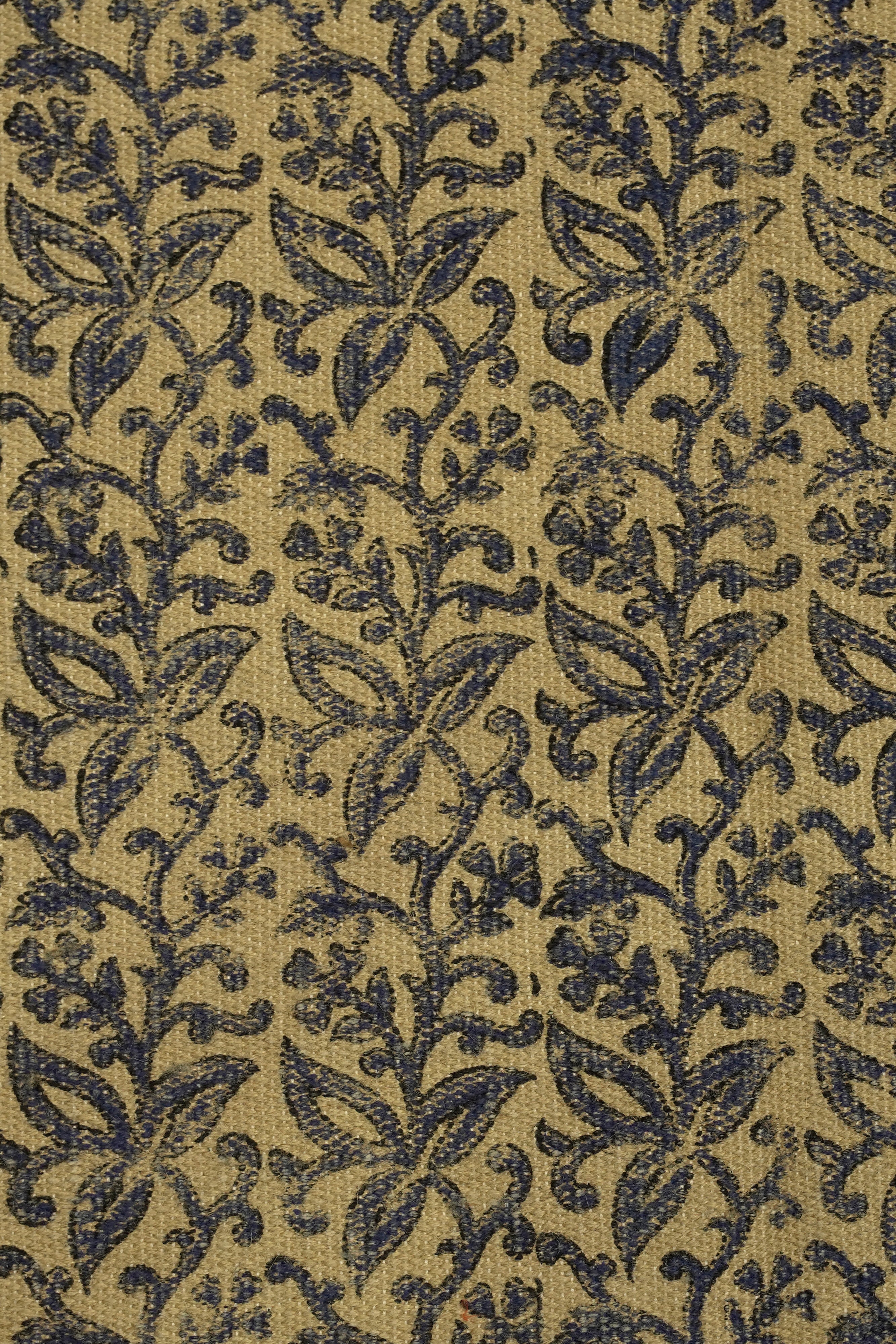 Floral Vine Block-Printed Jute Rug – Indigo & Sand