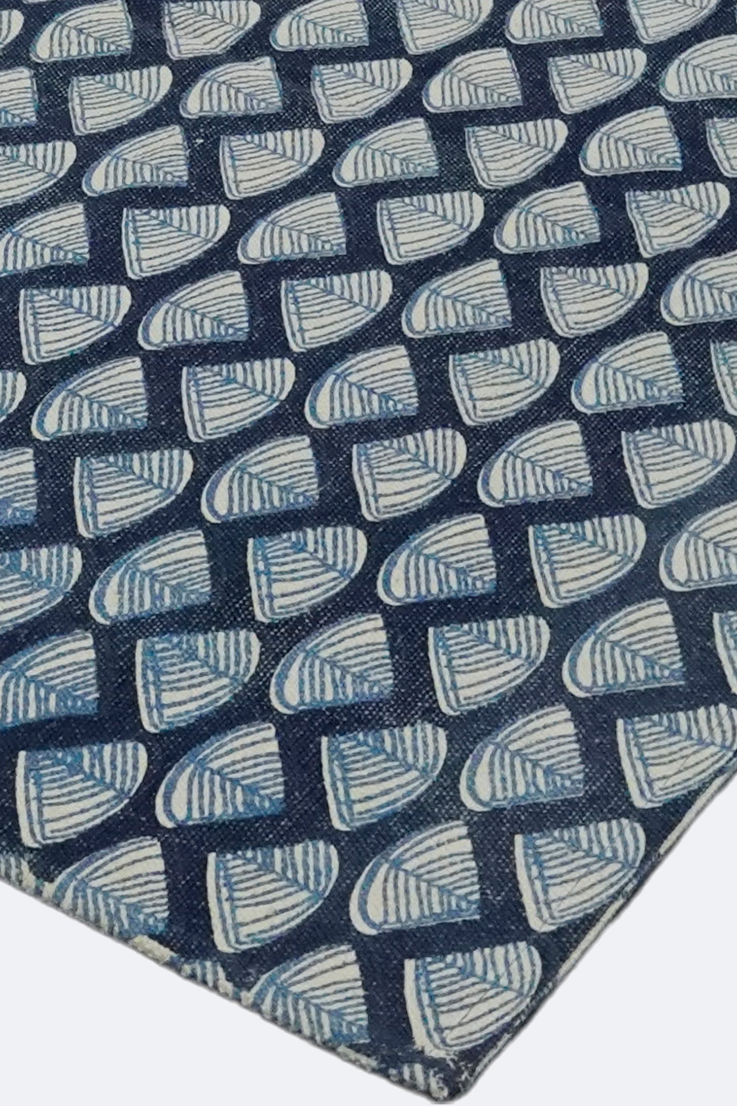 Indigo Fan Motif Printed Jute Rug