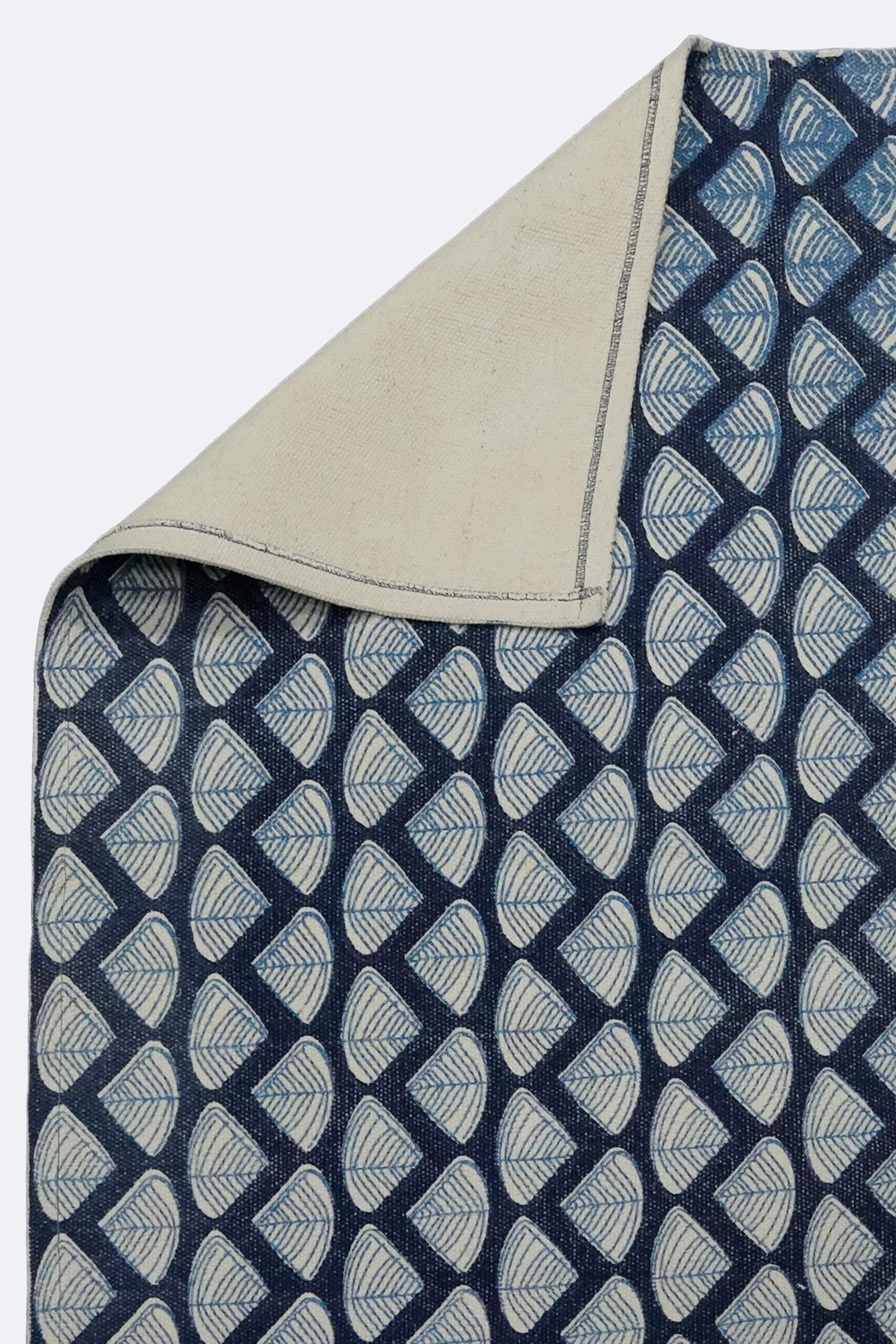 Indigo Fan Motif Printed Jute Rug